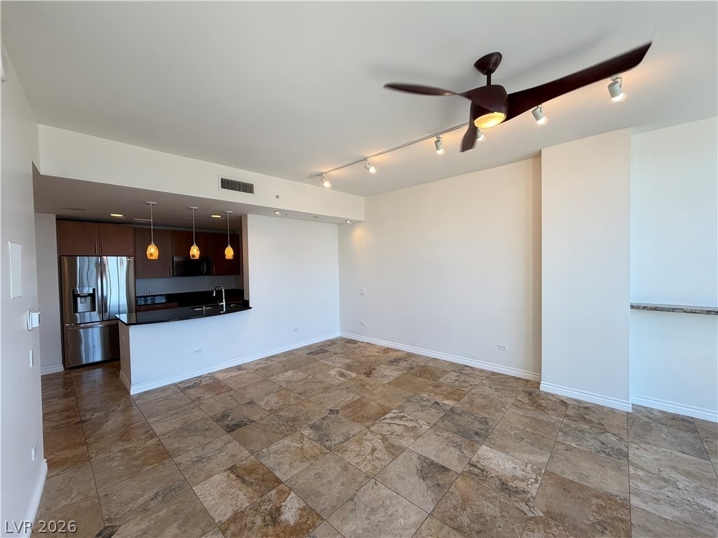 200 W Sahara Avenue - Photo 3