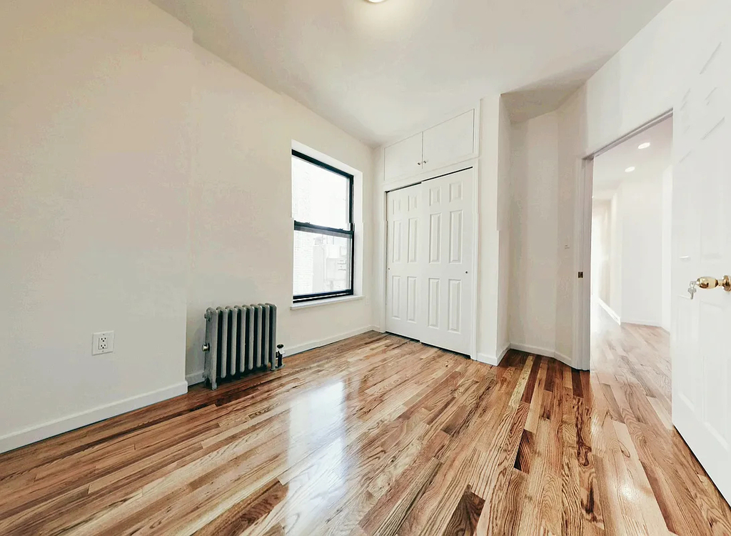 68 East 1st Street - Photo 2