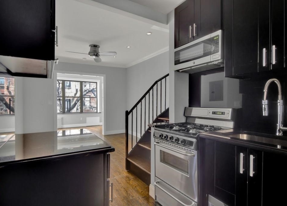 East 26th Street - Photo 5