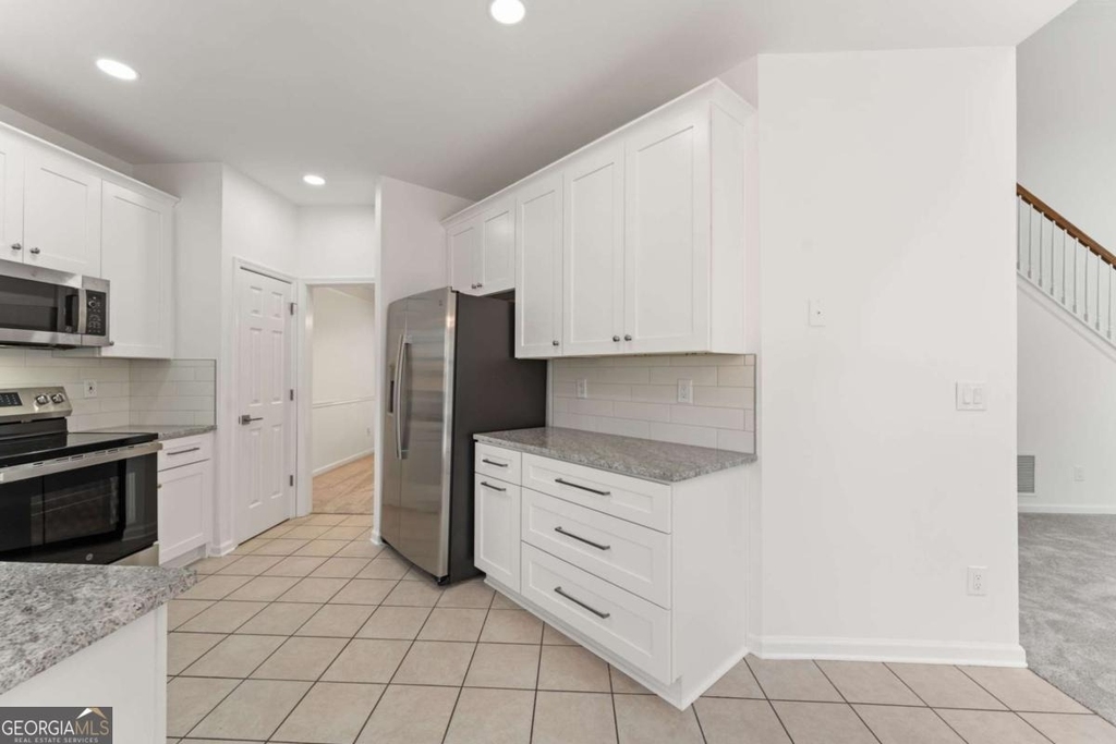 2137 Berryhill Circle Se - Photo 14