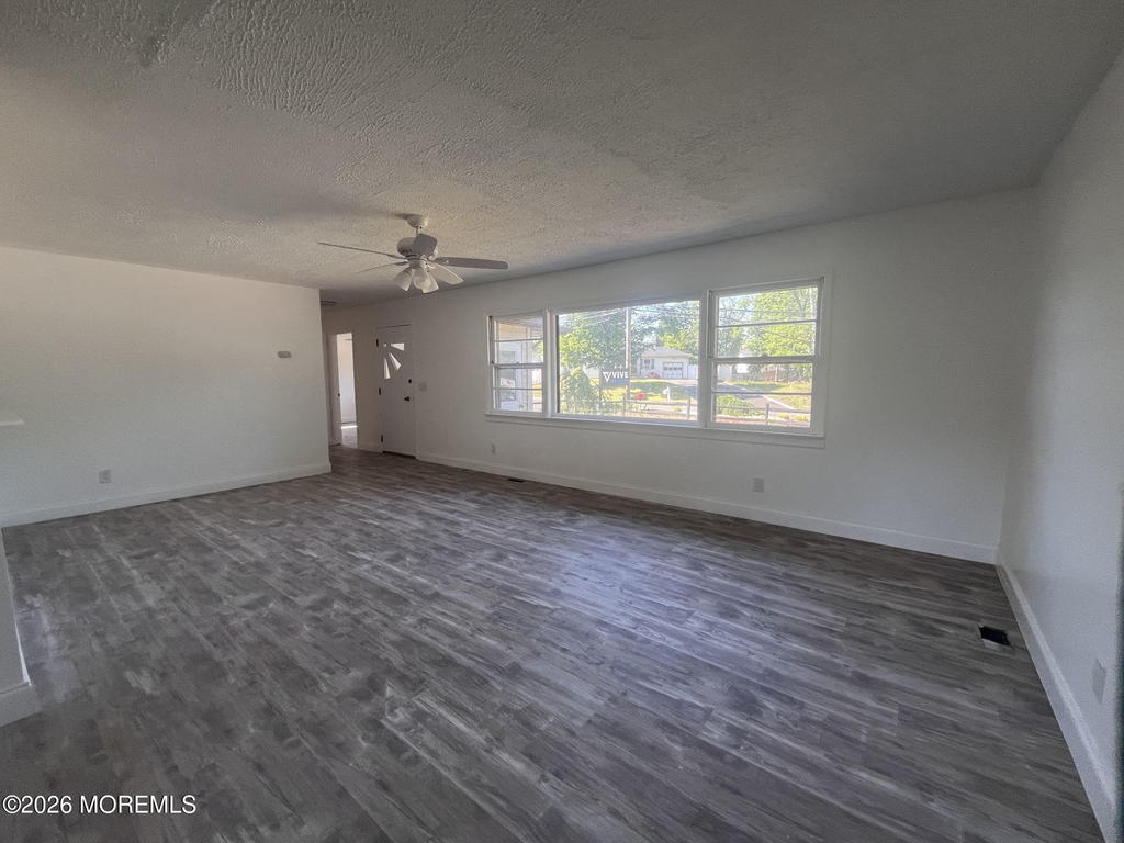 14 Wood Avenue - Photo 1