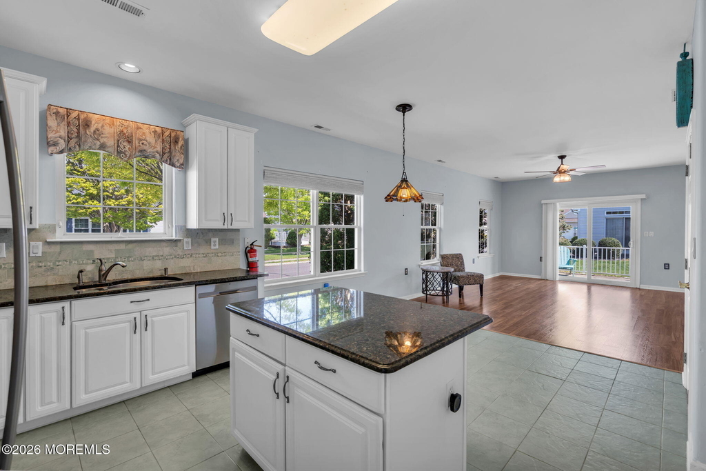 1 Evans Court - Photo 12