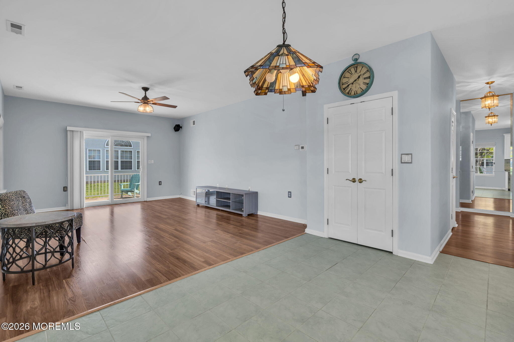 1 Evans Court - Photo 13