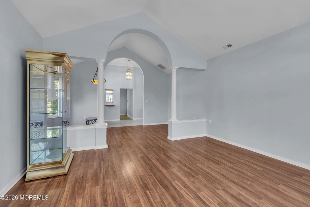 1 Evans Court - Photo 7