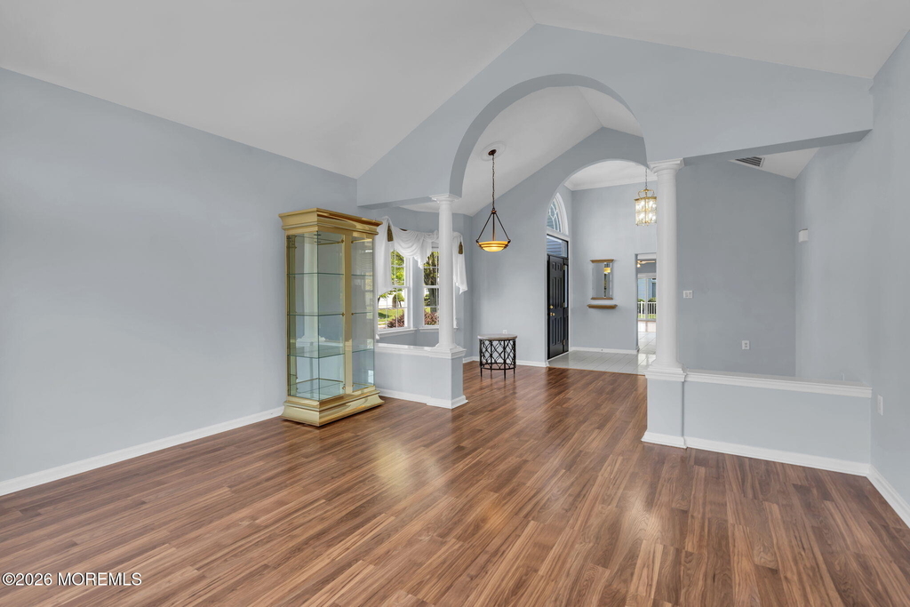 1 Evans Court - Photo 8