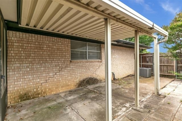 4908 Inverness Avenue - Photo 22