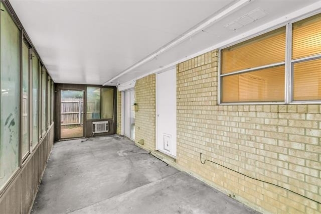 4908 Inverness Avenue - Photo 18