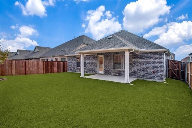 5825 Rostherne Drive - Photo 10