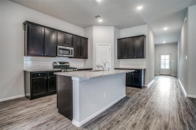 5825 Rostherne Drive - Photo 2