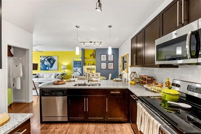 12700 Ridgeline Boulevard - Photo 7
