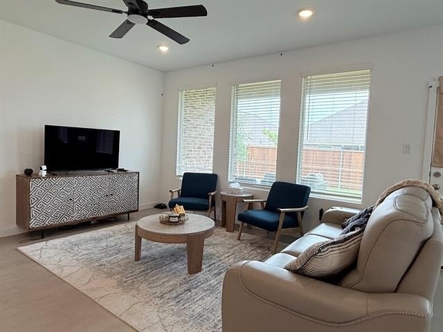 2109 Brownwood Street - Photo 2