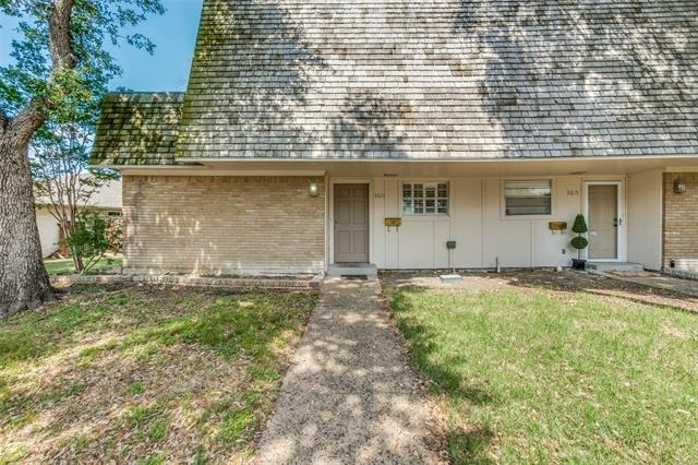 3611 Stables Lane - Photo 1