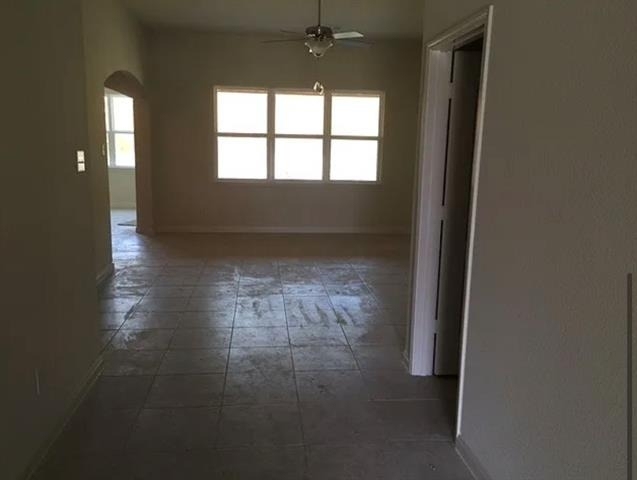 2312 Sablewood Drive - Photo 3