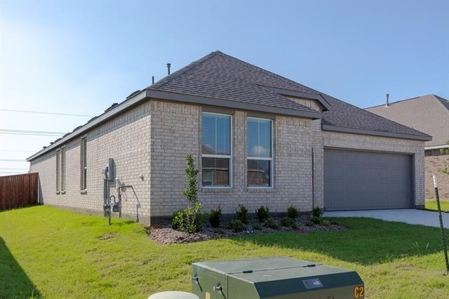 2220 Pommel Lane - Photo 4