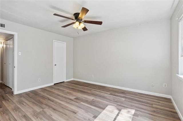 556 Hawthorne Drive - Photo 15