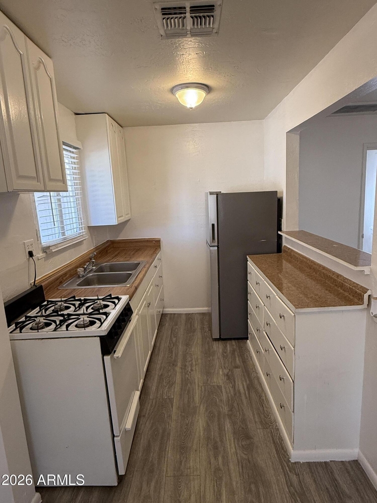 2336 N 10th Street - Photo 5