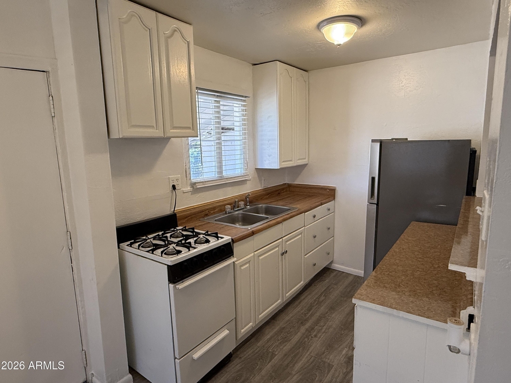 2336 N 10th Street - Photo 4