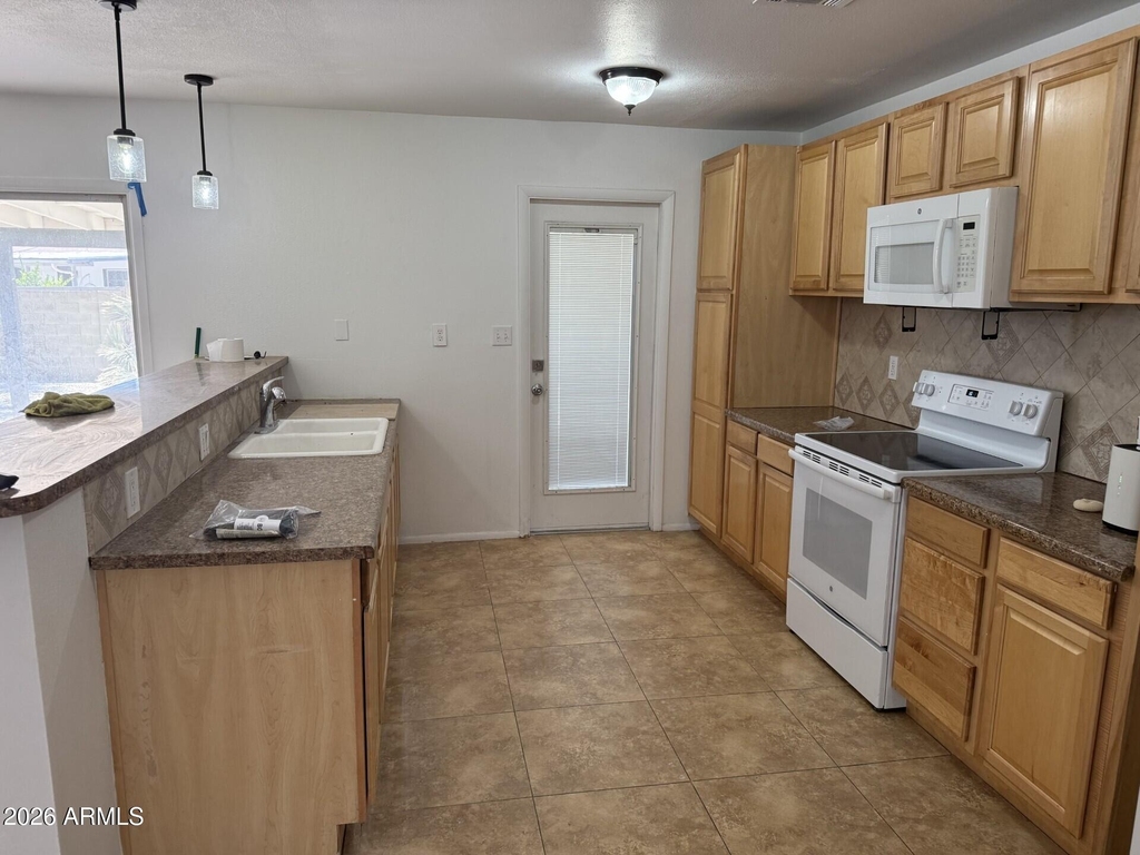3321 W Cholla Street - Photo 10