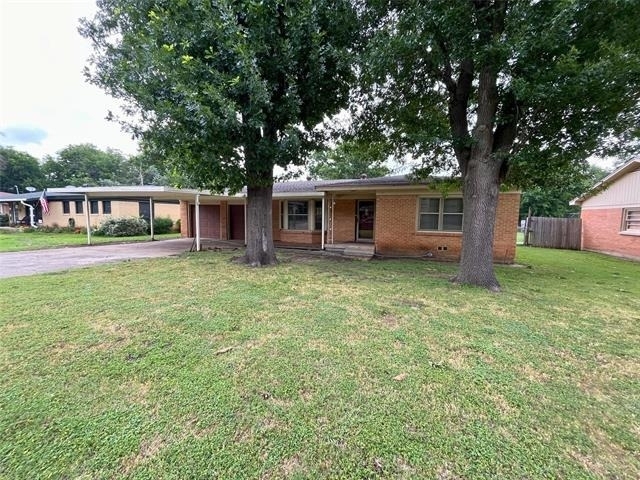 1025 Warden Street - Photo 2