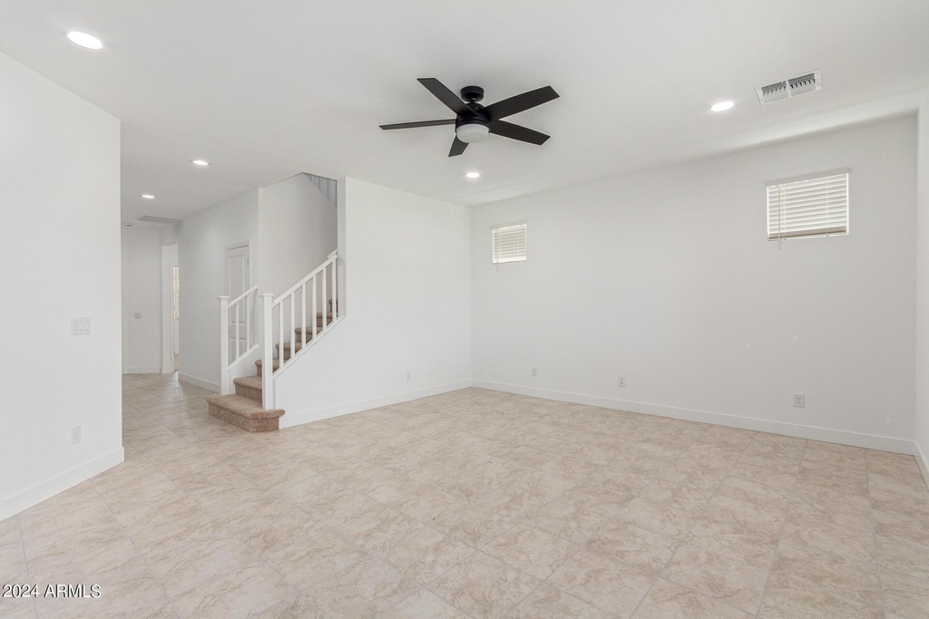 8931 W Colter Street - Photo 3
