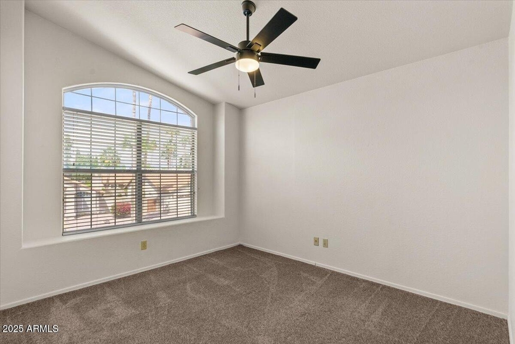 5709 E Gelding Drive - Photo 30