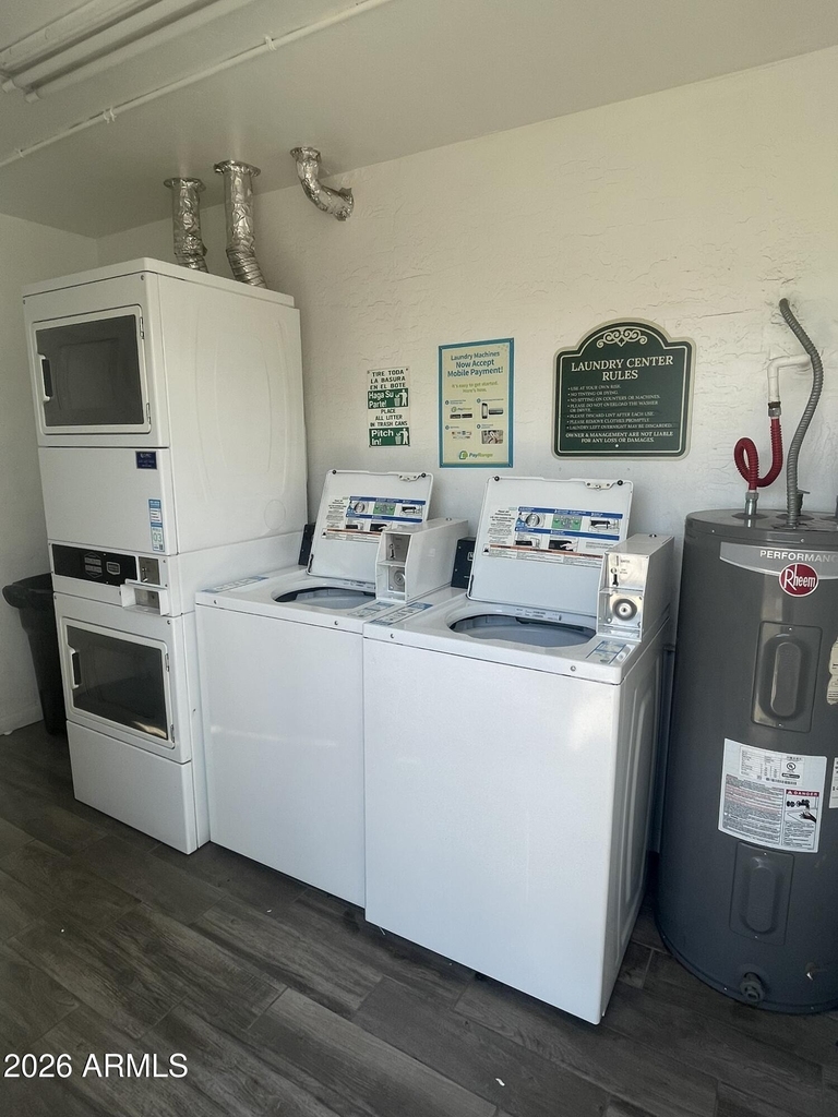 602 E Townley Avenue - Photo 9