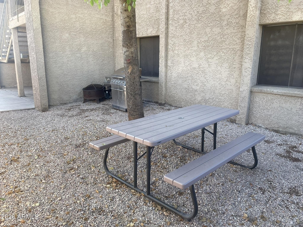 602 E Townley Avenue - Photo 11