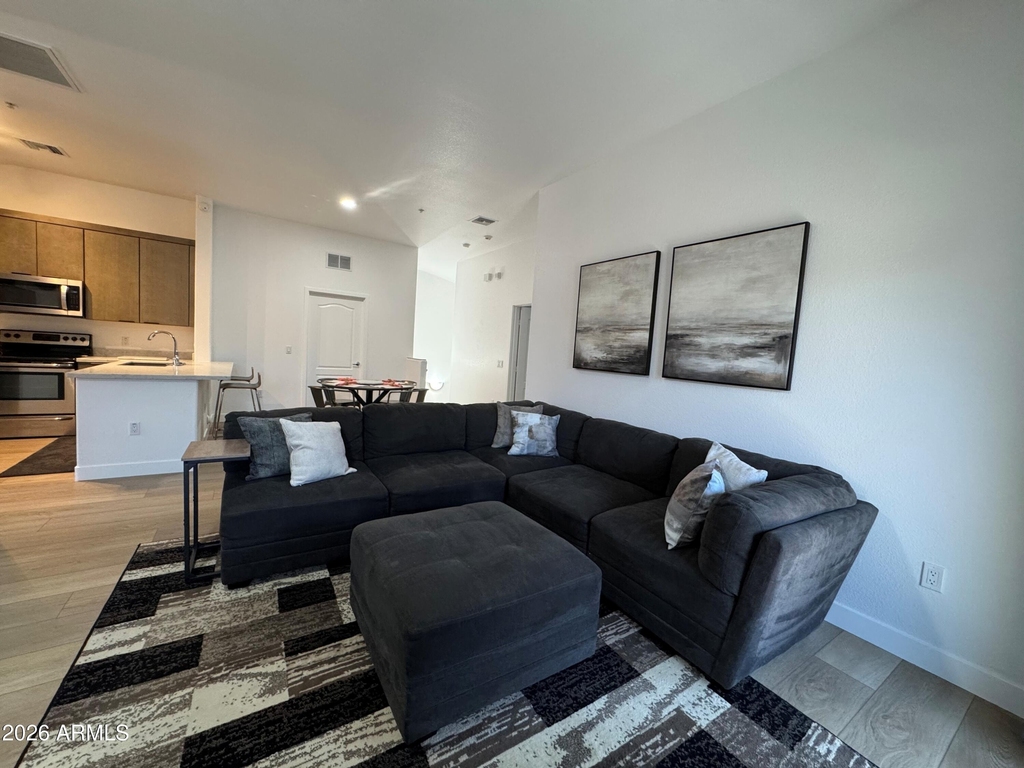 2401 E Rio Salado Parkway - Photo 3