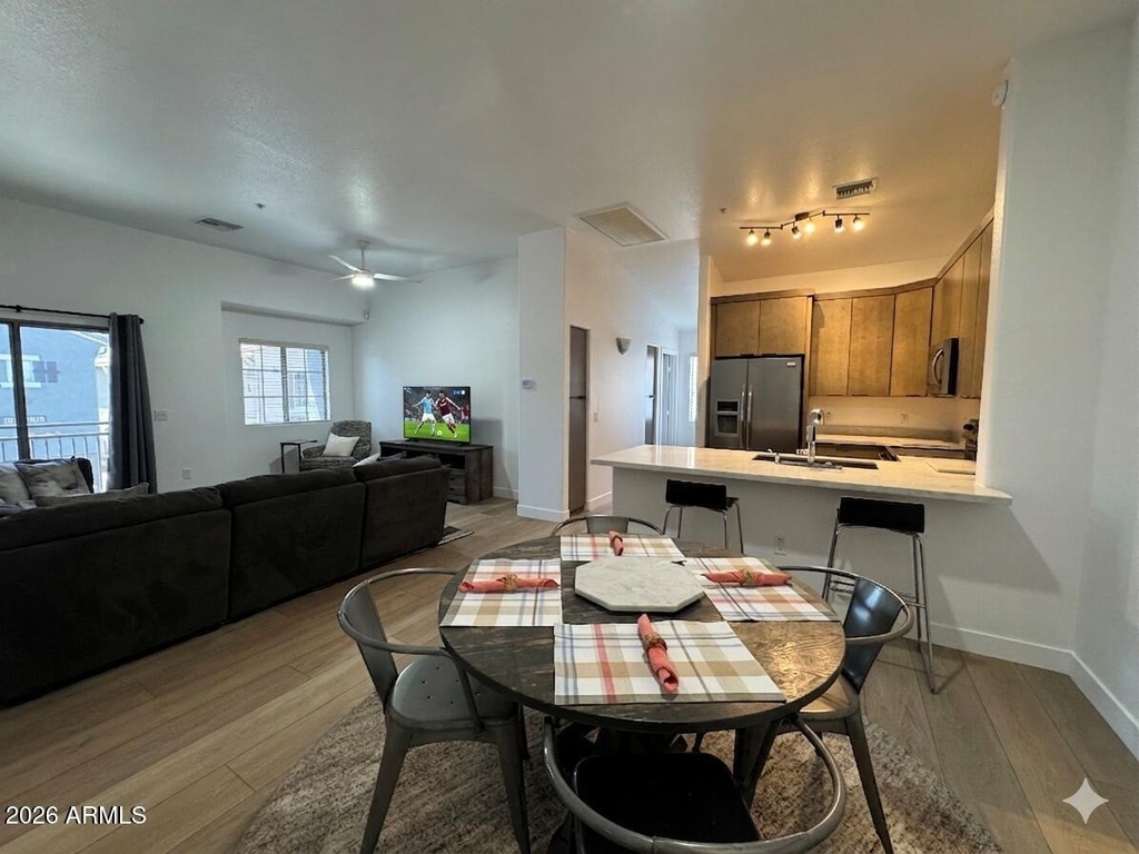 2401 E Rio Salado Parkway - Photo 2