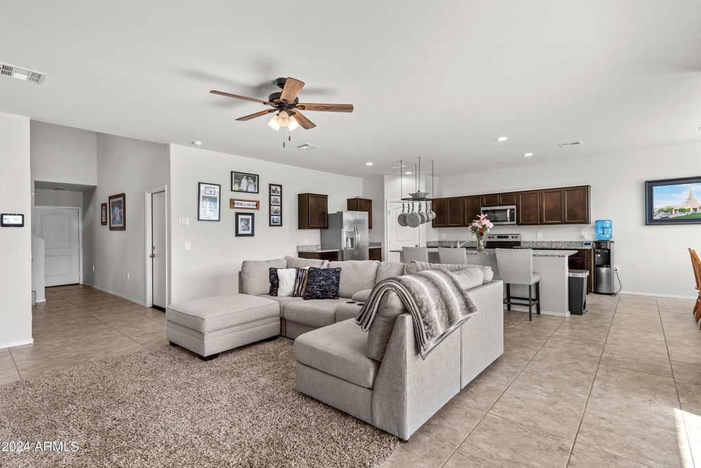 35419 W San Ildefanso Avenue - Photo 14
