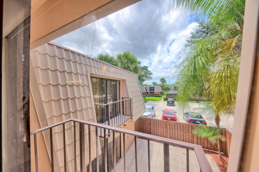5731 57th Way - Photo 1