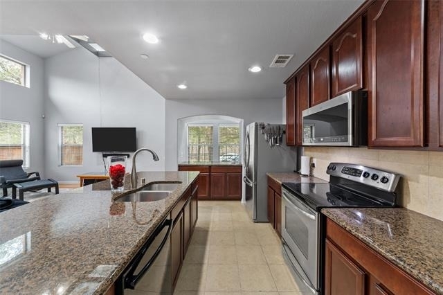 1124 Sophia Street - Photo 9
