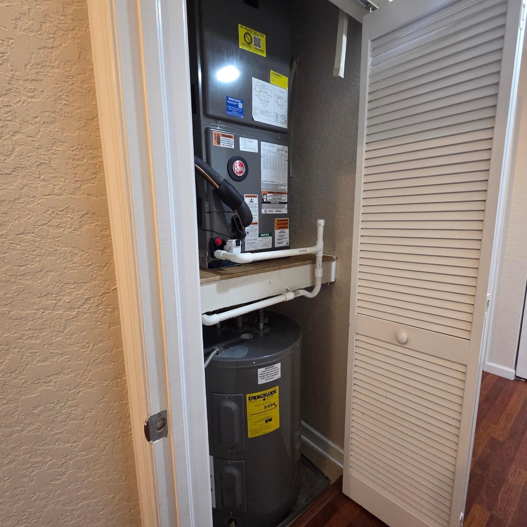 1640 Presidential Way - Photo 9