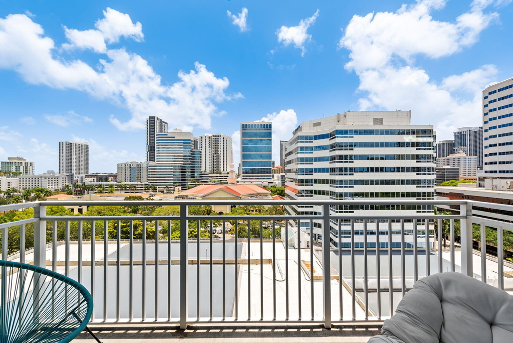 313 Ne 2nd Street - Photo 16
