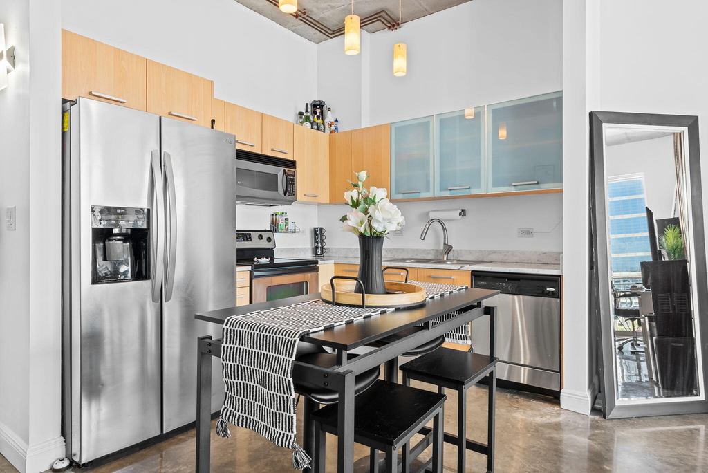 313 Ne 2nd Street - Photo 6