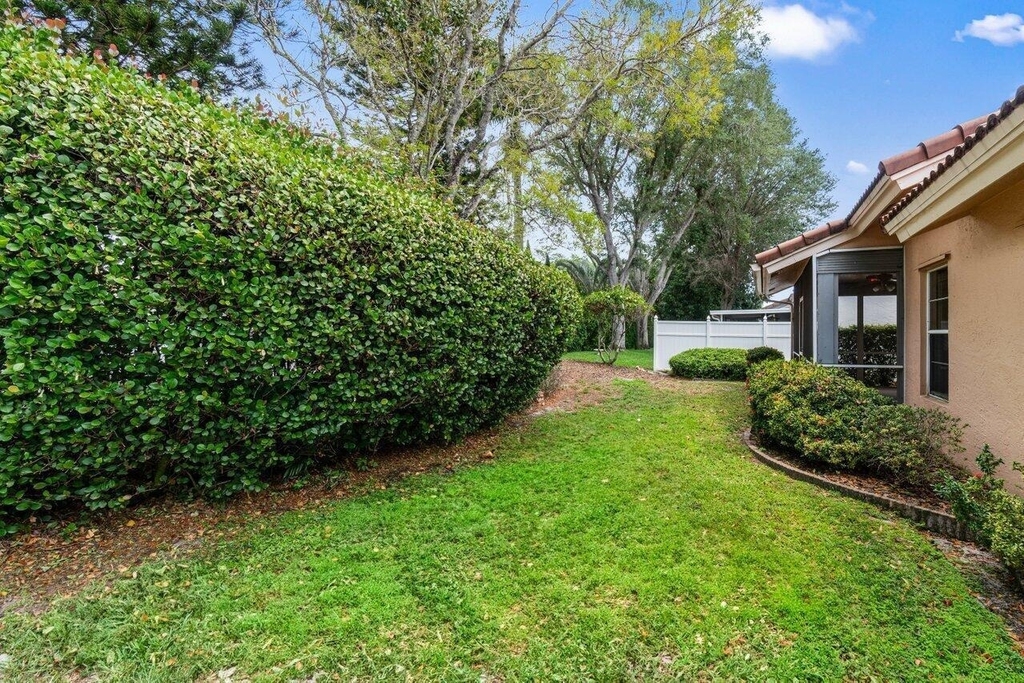 10001 Country Brook Road - Photo 20
