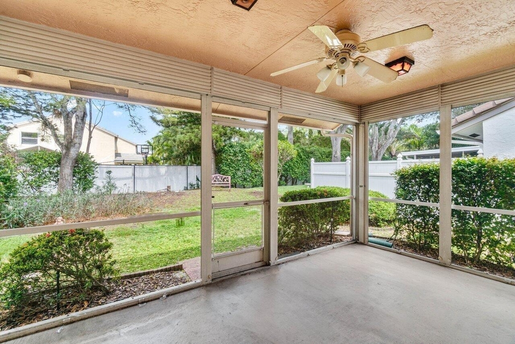 10001 Country Brook Road - Photo 22