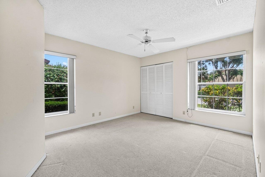 10001 Country Brook Road - Photo 16