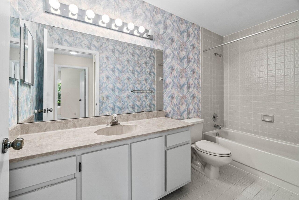 10001 Country Brook Road - Photo 18