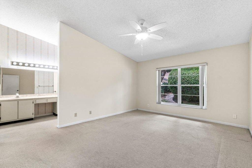 10001 Country Brook Road - Photo 12