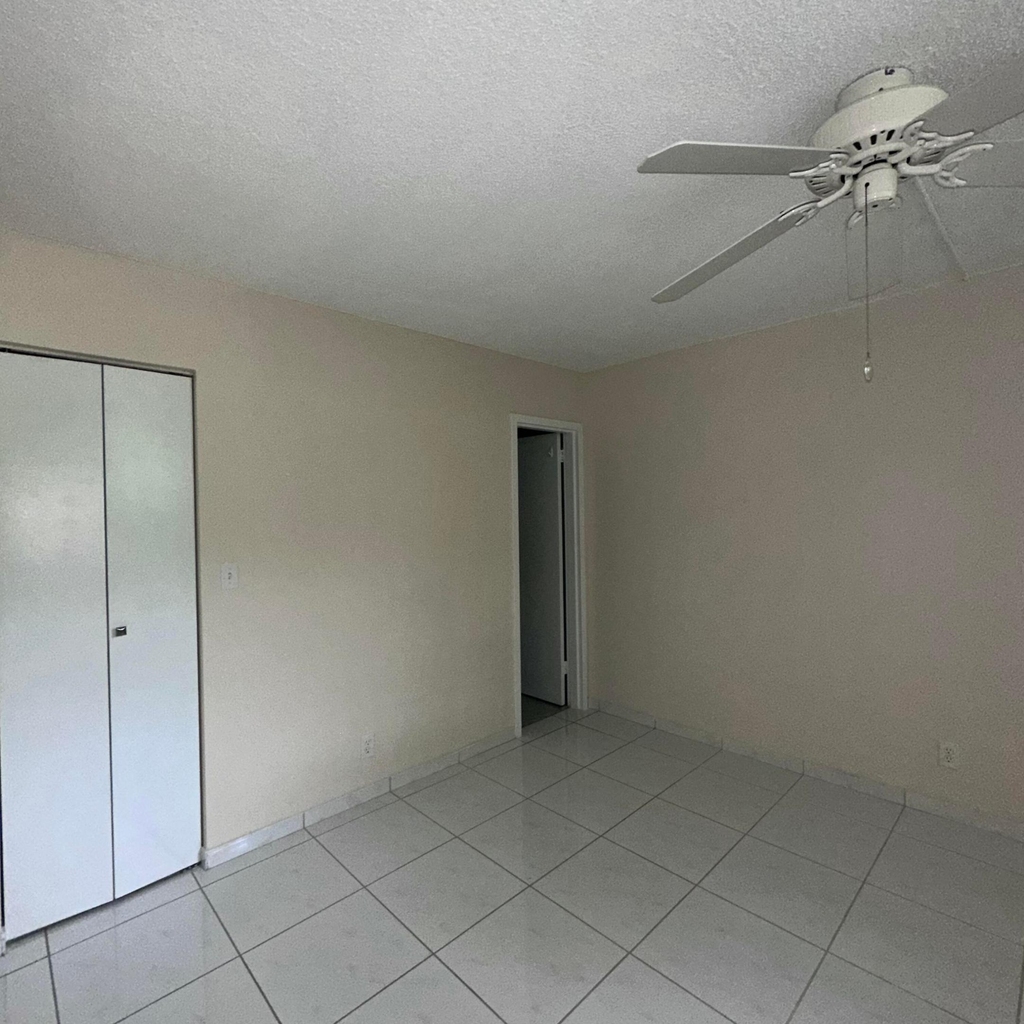 5300 Ne 24th Terrace - Photo 29