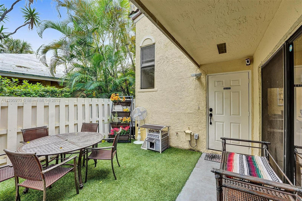 22322 Pineapple Walk Drive - Photo 8
