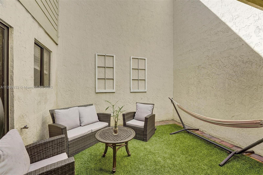 22322 Pineapple Walk Drive - Photo 4