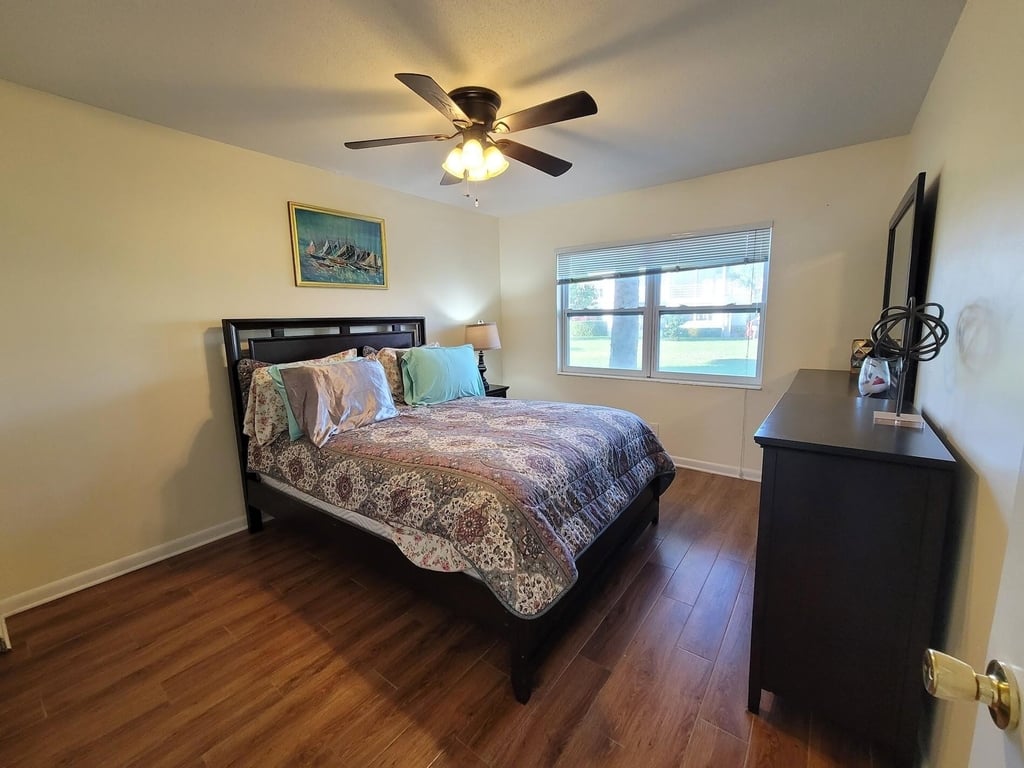 155 Coventry - Photo 10