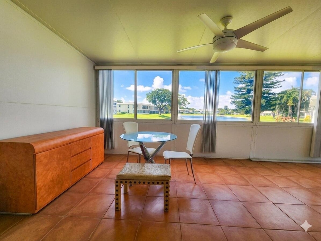 1560 Nw 18th Avenue - Photo 6