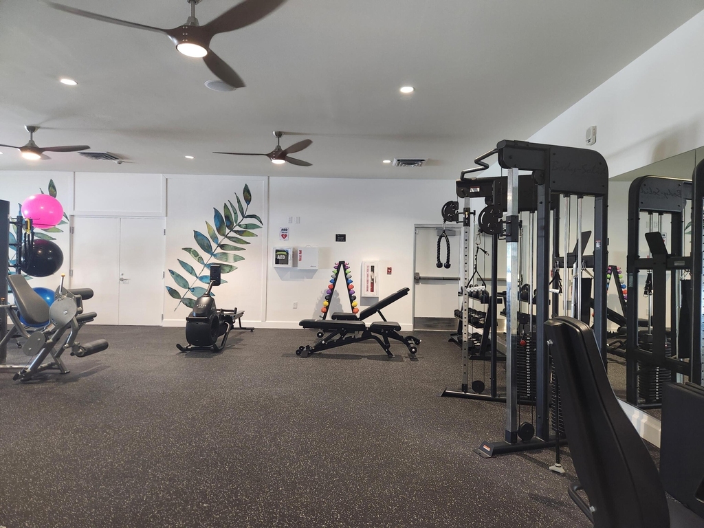 1560 Nw 18th Avenue - Photo 31