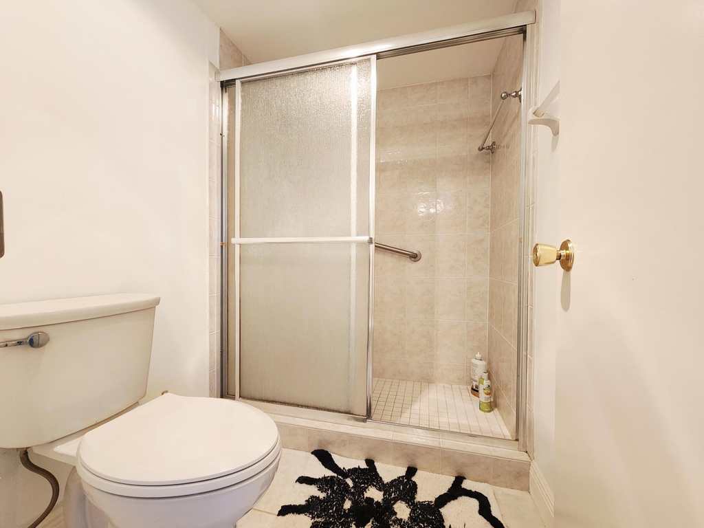 1560 Nw 18th Avenue - Photo 14
