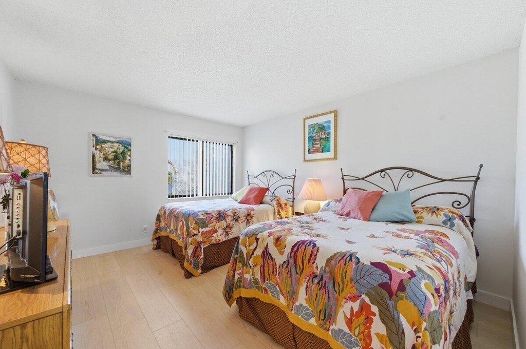 1605 S Us Highway 1 - Photo 10