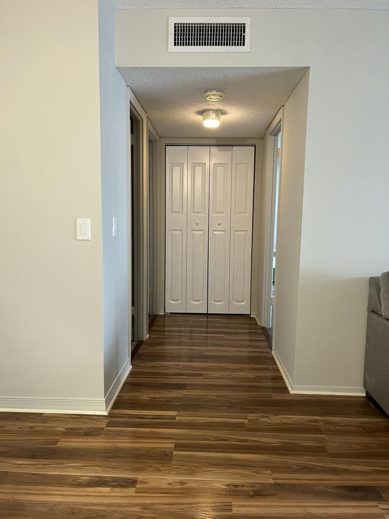 12002 Poinciana Boulevard - Photo 7