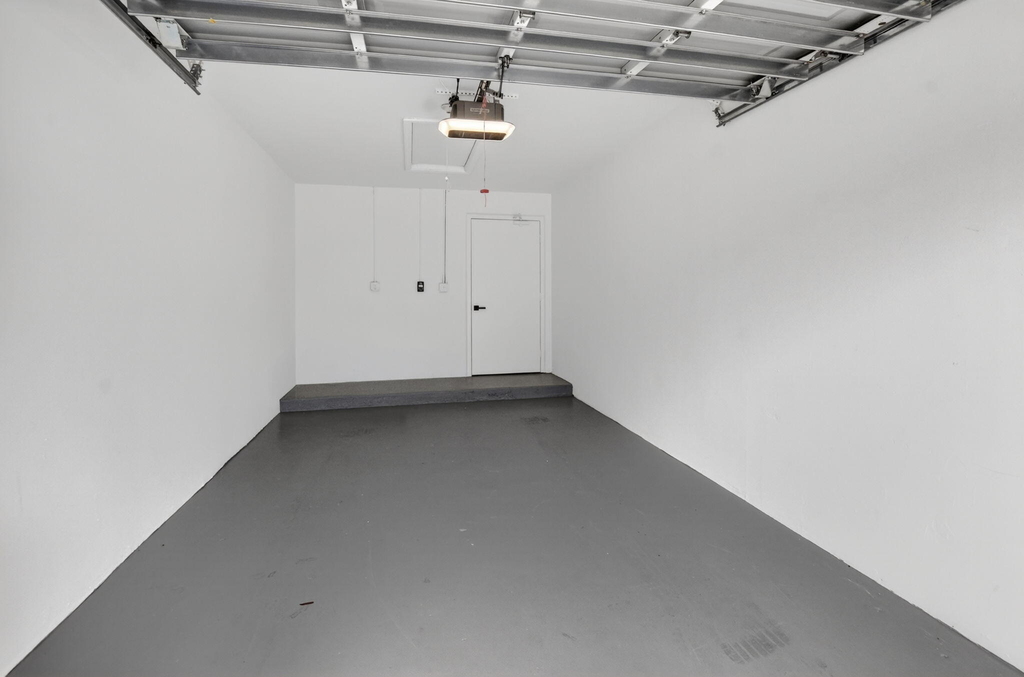 5801 Coach House Circle - Photo 27